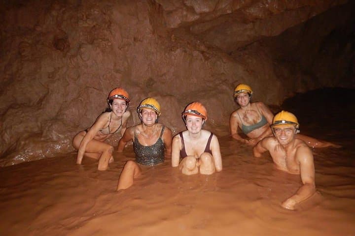 Explore Phong Nha: Paradise and Dark Cave One-Day Kayak & Cave Hike photo 3