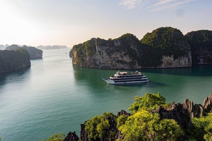Overnight Halong Bay & Lan Ha Bay Cruise (2D1N) — Rosy Cruise Luxury Experience photo 3