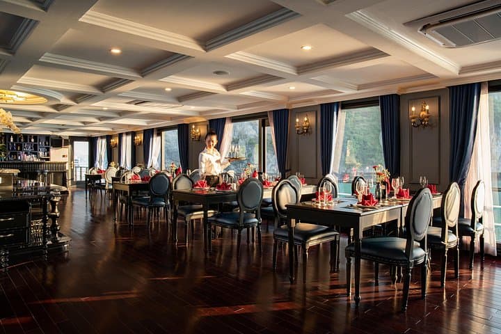 Overnight Halong Bay & Lan Ha Bay Cruise (2D1N) — Rosy Cruise Luxury Experience photo 4