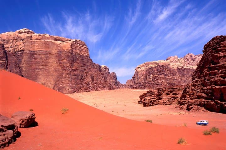 Half-Day Jeep Tour in Wadi Rum: Khazali Canyon, Red Sand Dune & Little Rock Bridge