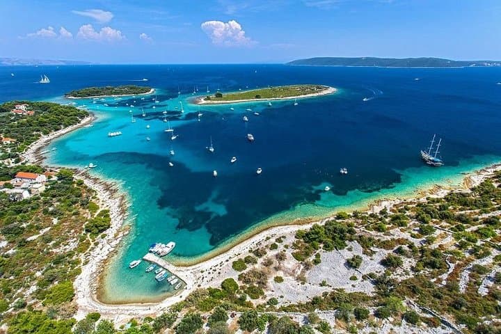Blue Lagoon, Trogir & Šolta: Split Boat Excursion with Lunch and Snorkeling photo 2