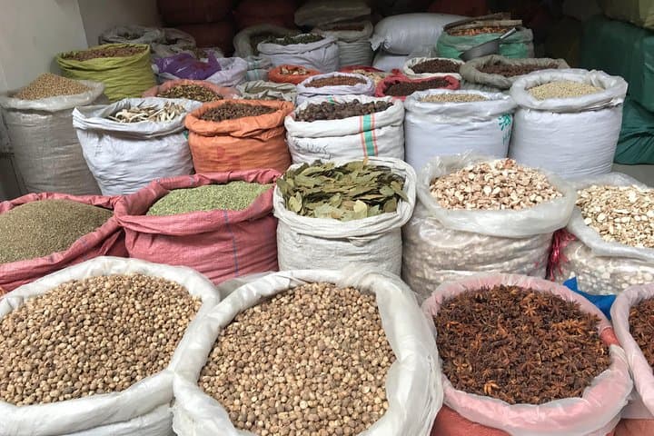 Chengdu Spices & TCM Wholesale Market Walking Tour photo 5
