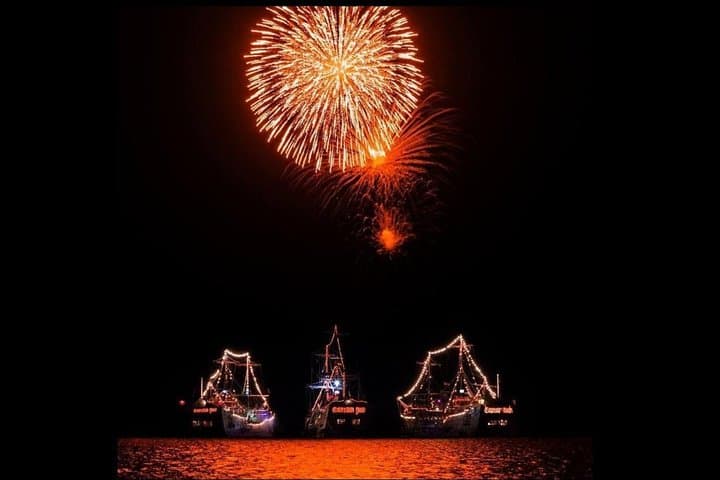 Cancun Pirate Dinner Show: Galleon Cruise with Live Sword-Fighting & Open Bar photo 2