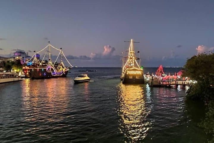 Cancun Pirate Dinner Show: Galleon Cruise with Live Sword-Fighting & Open Bar photo 3