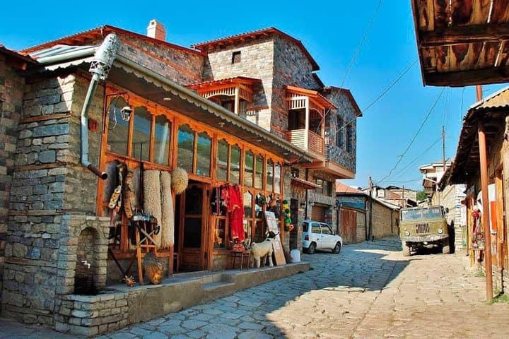 Private Shamakhi & Lahij Day Tour from Baku — Diri-Baba, Juma Mosque & Copper Craft Village