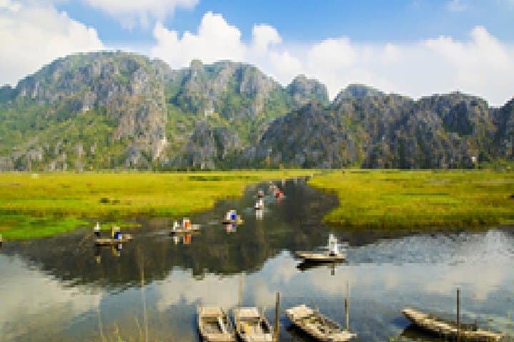 Hoa Lu, Tam Coc & Mua Cave Day Tour from Hanoi — Boat Ride, Cycling & Climb in Ninh Binh photo 5