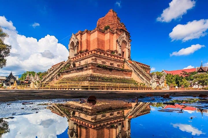 Chiang Mai Temple Tour: Doi Suthep, Wat Chedi Luang & Tha Phae Gate photo 2