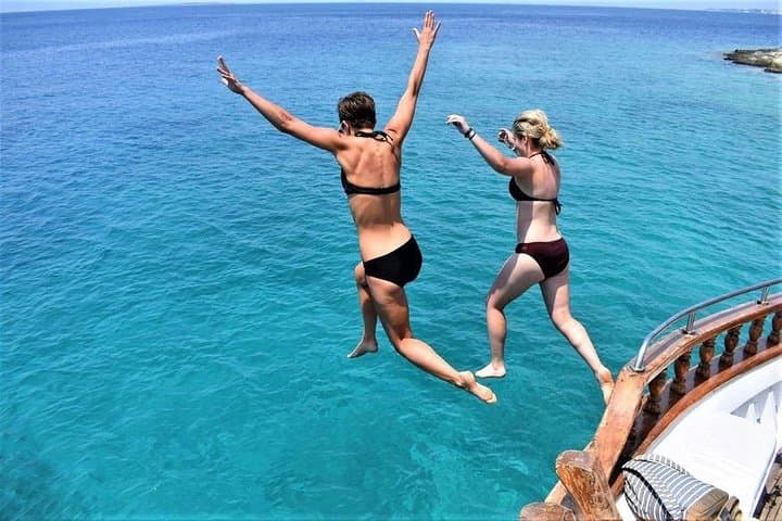 Day Cruise from Athens to Aegina via Agistri & Moni — Saronic Gulf Swim, Snorkel & Lunch photo 6