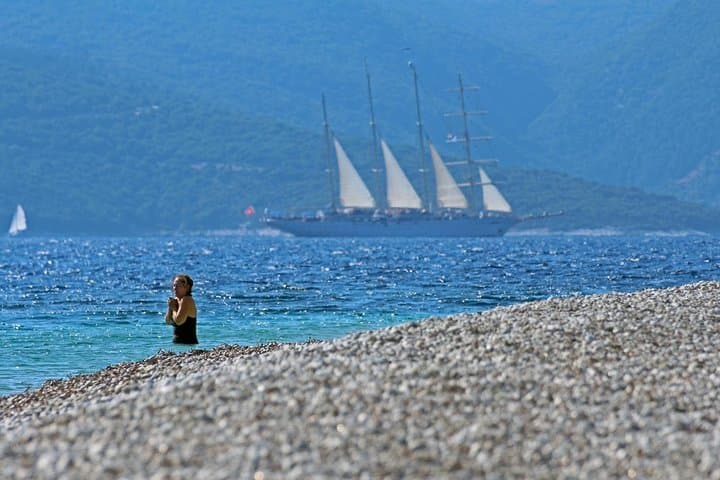 Round Ithaca from Kefalonia: Full-Day Shared Sailing Trip to Gidaki & Kioni photo 2