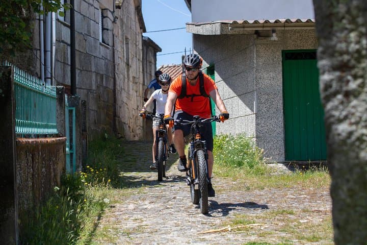 Two-Day Self-Guided E‑Bike Camino de Santiago: Valença to Santiago photo 6
