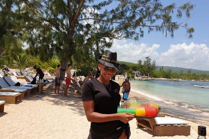 Montego Bay Bamboo Beach Club Day Pass: Private Beach, Reggae & Snorkeling photo 6
