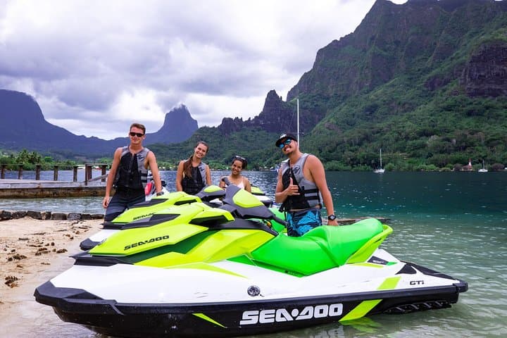 Moorea Explorer Jet Ski Tour — Northern Lagoon Ride to Cook & Opunohu Bays photo 6