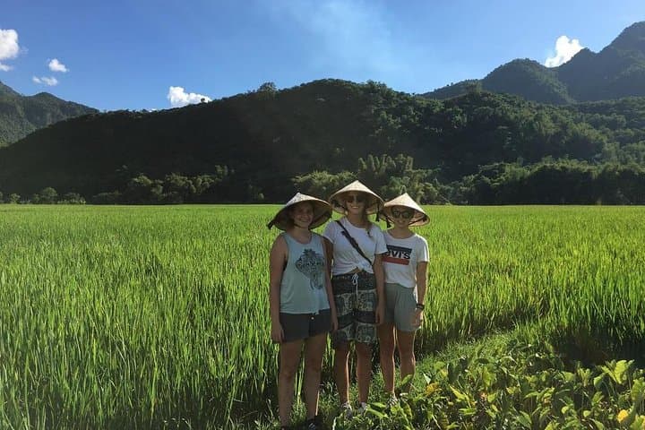Mai Chau & Pu Luong 2-Day Adventure: Cycling, Trekking and Thai Village Life