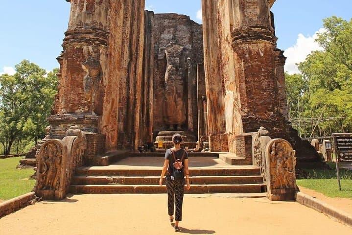 8-Day Sri Lanka Cultural Triangle Private Car Tour with English-Speaking Driver-Guide photo 5