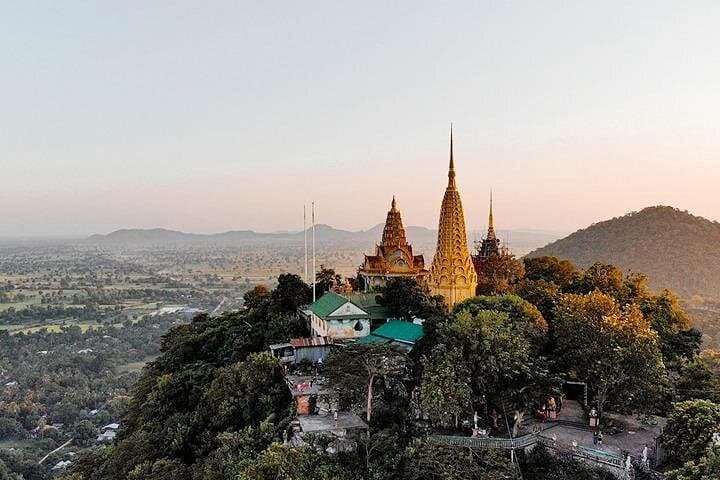 Siem Reap to Battambang Full-Day: Bamboo Train, Wat Banan & Phnom Sampeau Bat Cave Sunset photo 4