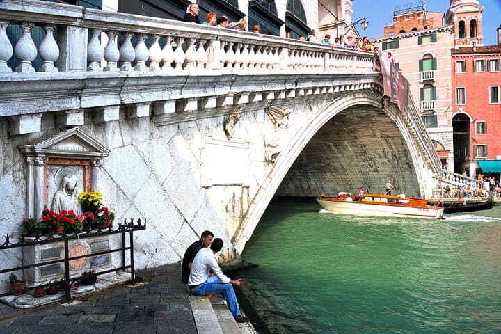Kid-Friendly Venice Walking Tour: Rialto Market to St. Mark’s — 2-Hour Family Guide photo 4