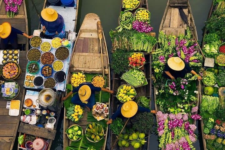 Visit Khlong Lat Mayom & Taling Chan: Authentic Bangkok Floating Market Experience photo 4