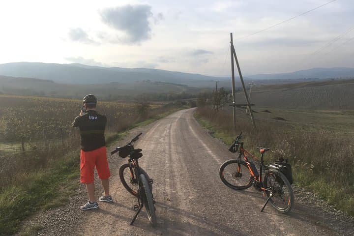 Brunello E-Bike Tour: Montalcino Vineyards & Sant'Antimo Abbey photo 6