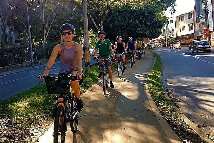 Medellín Bike Tour — Pedal Through Innovation and River Parks photo 2