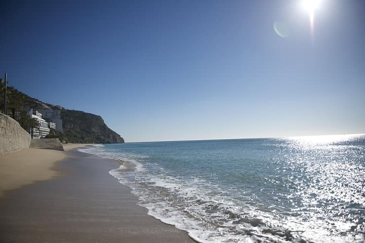 Setúbal to Cabo Espichel: Private Day Tour through Arrábida's Cliffs, Beaches & History