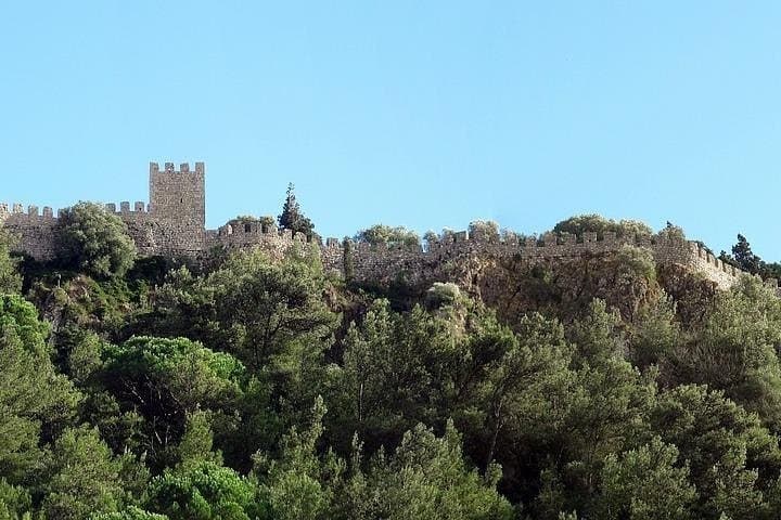 Setúbal to Cabo Espichel: Private Day Tour through Arrábida's Cliffs, Beaches & History photo 2