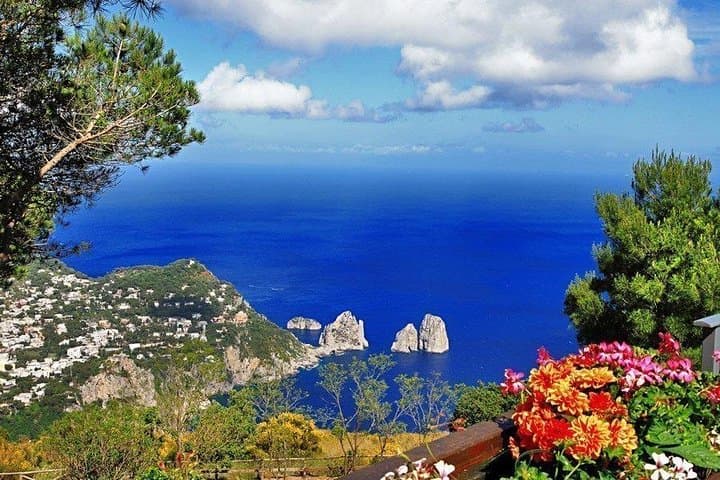 Two-Day Rome and Capri Private Tour: Colosseum, Vatican & Capri Highlights photo 2