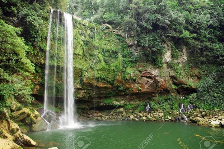Palenque to San Cristóbal: Misol-Ha & Agua Azul Waterfalls Day Transfer photo 2