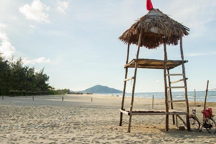 Da Nang Hai Van Pass & Lang Co Beach — Full-Day Scenic Tour photo 3