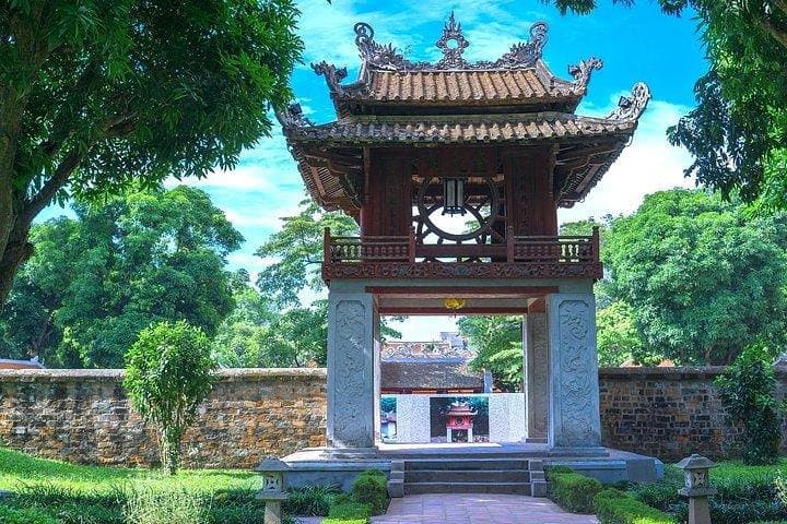 Half-Day Hanoi Hidden Gems and Historic Sites Tour photo 4