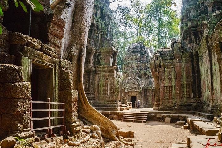 2-Day Angkor Wat Small & Big Circuit — Private Tour with Sunrise at Angkor Wat photo 4