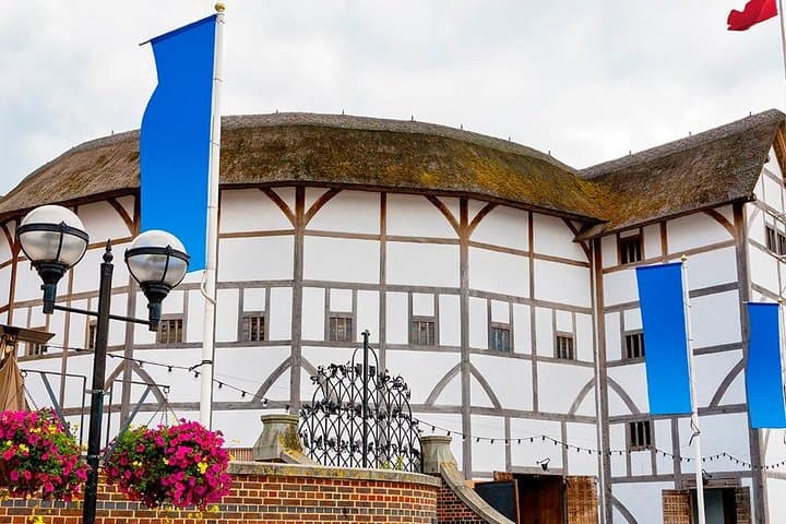 Shakespeare's London: Self-Guided Audio Walk from the Globe to Southwark