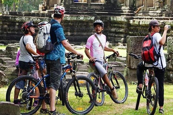 Angkor Temple Bike Tour: Cycle Angkor Wat & Countryside from Siem Reap photo 3
