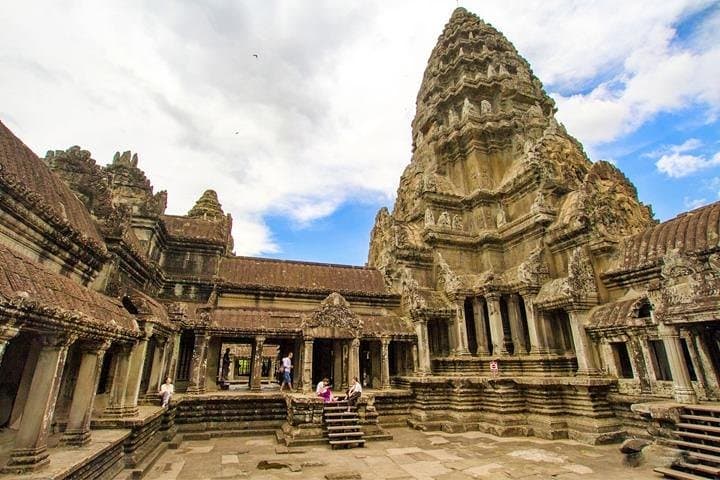 3-Day Angkor & Phnom Kulen: Temples, Sunrise and Kulen Waterfall Adventure