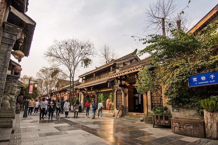 2-Day Private Chengdu & Leshan Giant Buddha Tour from Chongqing by Bullet Train photo 4
