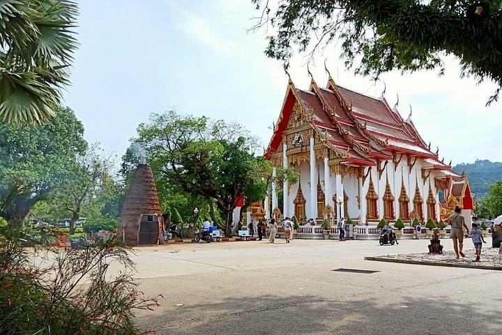 Phuket Food & Art Town Tour: Old Town Culinary, Temple & Cooking Experience photo 4