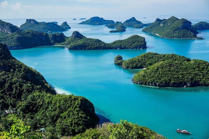 Hundred Islands Day Tour: Private Boat Trip from Alaminos to the Best Islets photo 3
