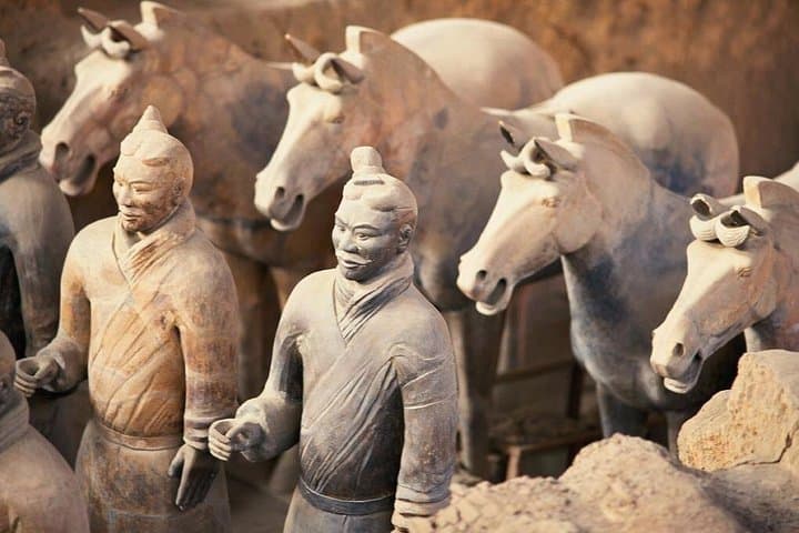 private-xian-layover-tour-to-teracotta-warriors-and-muslim-quarter photo 4