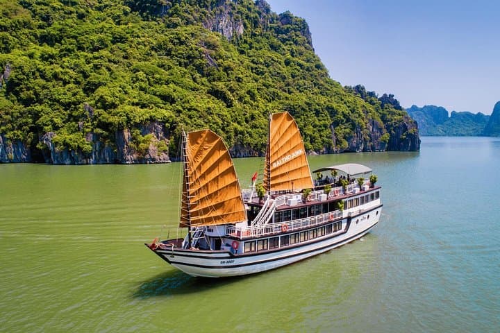 Bai Tu Long Bay 2D/1N Deluxe Cruise: Kayaking, Cave Visits & Floating Villages photo 1