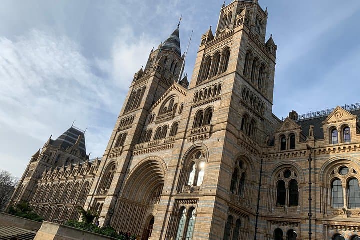 Family-Friendly Dinosaur Adventure at London Natural History Museum photo 4