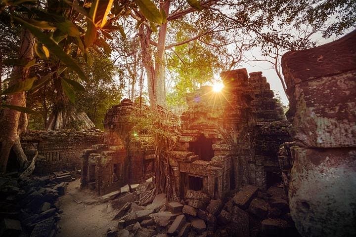 Full-Day Angkor Wat by Tuk-Tuk: Bayon, Ta Prohm & Pre Rup Sunset photo 2