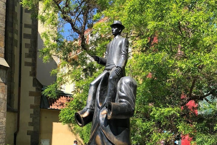Private Prague Walking Tour: Old Town to New Town with a Licensed Guide
