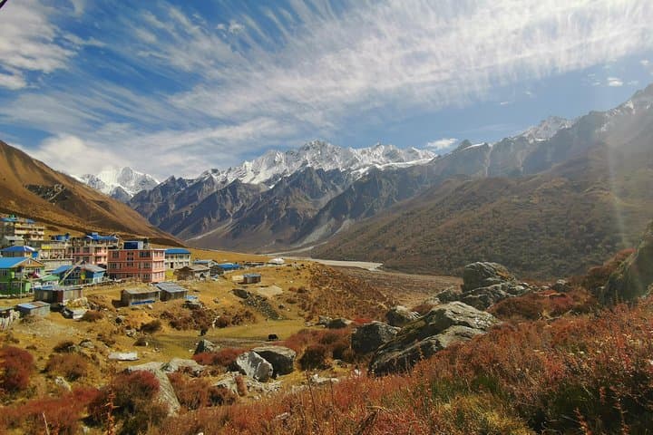 Manaslu Circuit Trek: 12-Day High-Pass Himalayan Trek with Larkya La photo 4