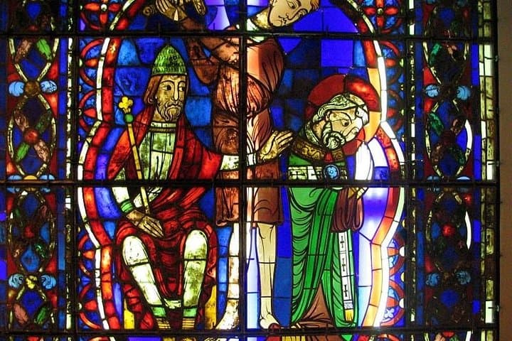Chartres and Versailles Private Full‑Day Tour from Paris — Cathedral, Palace & Gardens photo 5