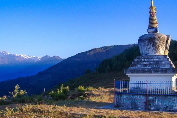 Full-Day Hiking from Kathmandu to Kakani: Hillwalk, Pine Forests & Mountain Views photo 2