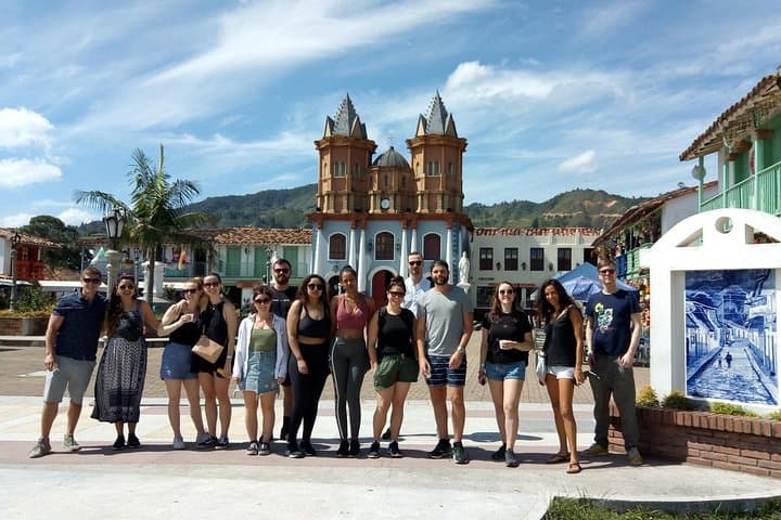 Guatapé & El Peñol Full-Day: Boat Ride, Swim Spot and Authentic Paisa Lunch photo 3