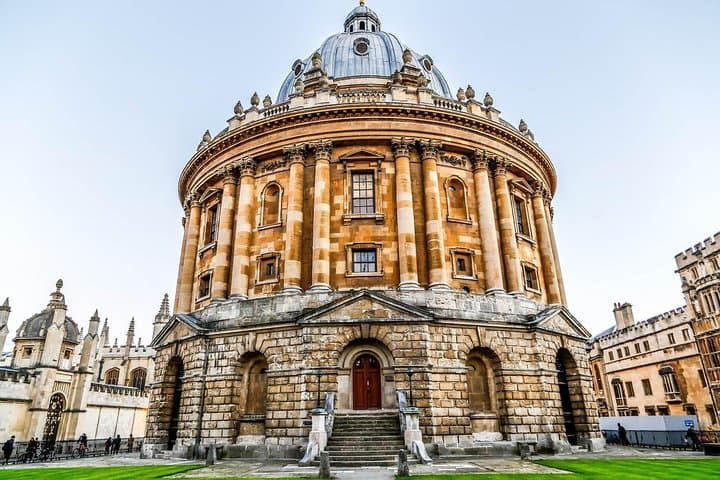 Royal Windsor, Oxford & Blenheim Palace Private Day Tour from London photo 1