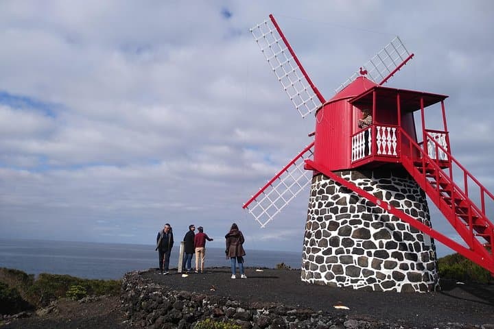 Private Pico Island Route: Montanha Highlights, Lagoa do Capitão & Wine Trails photo 3