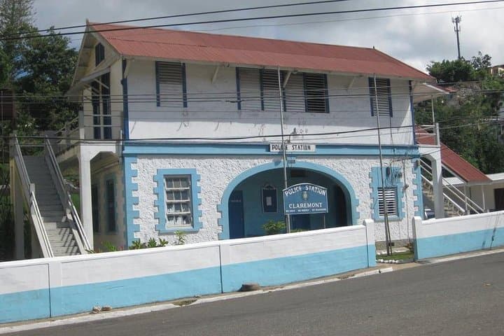 Ocho Rios Countryside Drive and Dunn's River Falls Climb photo 5