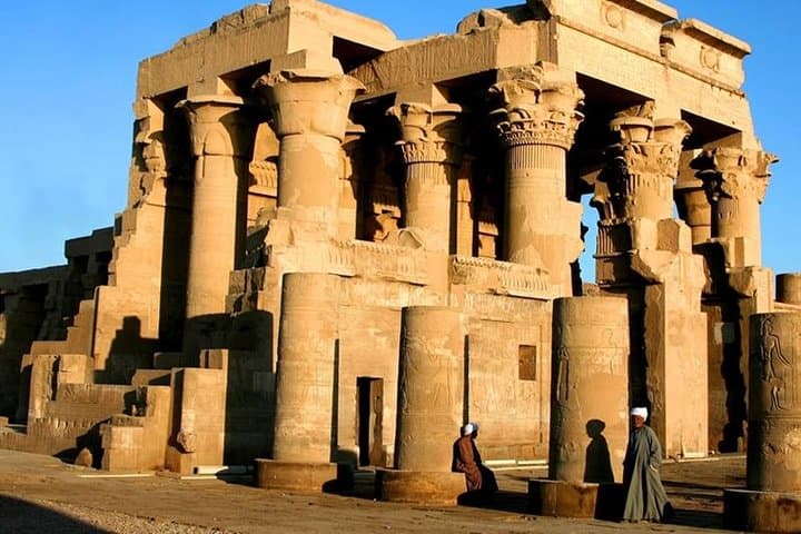 Luxor to Aswan Nile Cruise: 4-Night Journey with Hot-Air Balloon & Abu Simbel photo 4