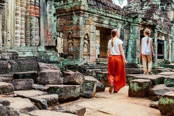 Banteay Srei & Grand Circuit Temples: Full-Day Small-Group Tour from Siem Reap photo 2
